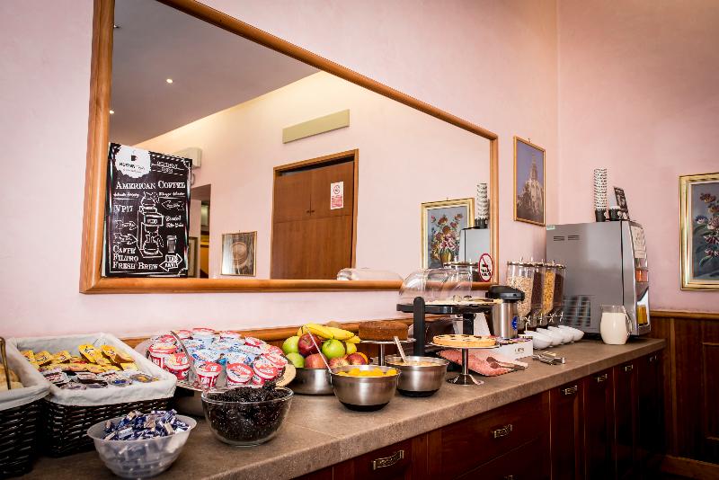 Fotos del hotel Emmaus:  2