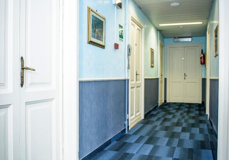 Fotos del hotel Emmaus:  23