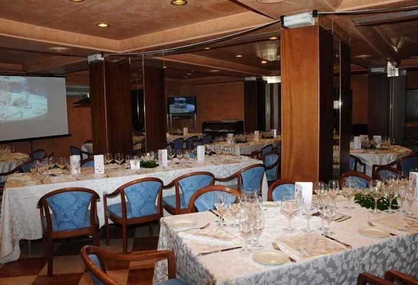 هتل Grande Albergo Potenza