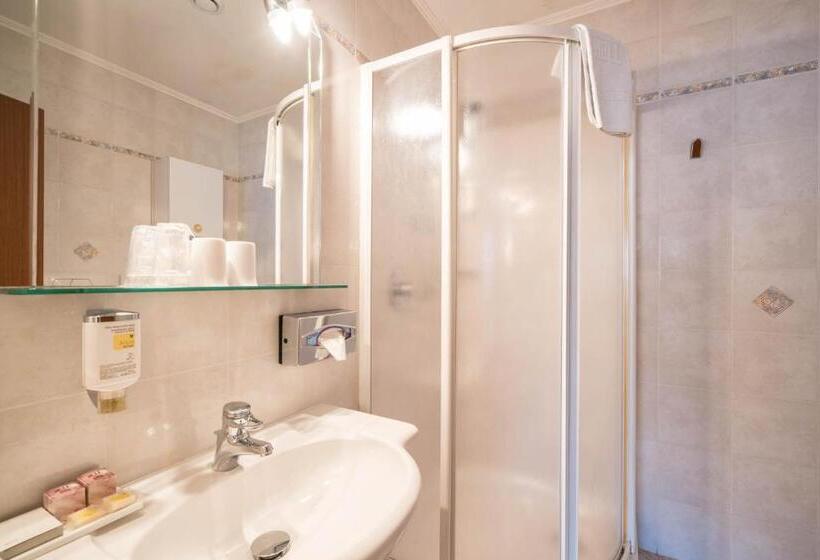 Fotos del hotel Hell:  15