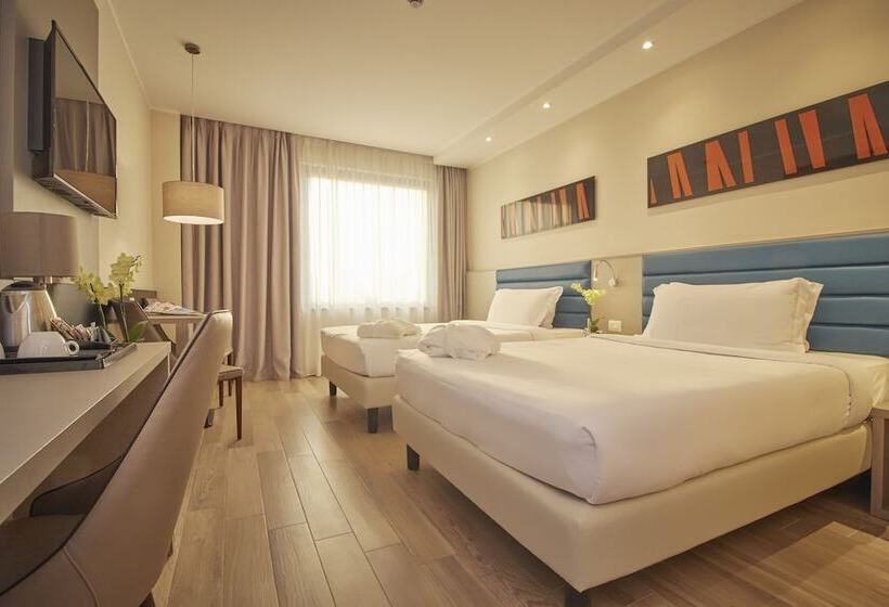 Fotos del hotel Ih S Milano Lorenteggio:  3