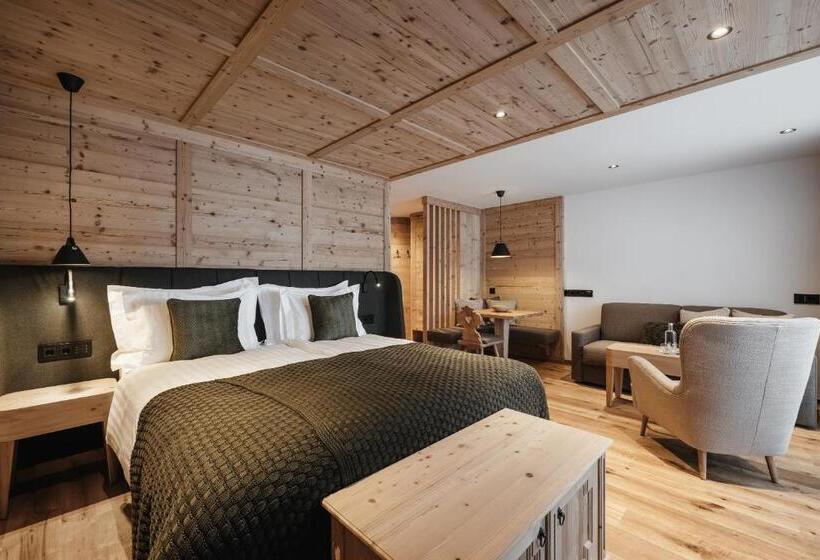 هتل Kolfuschgerhof Mountain Resort