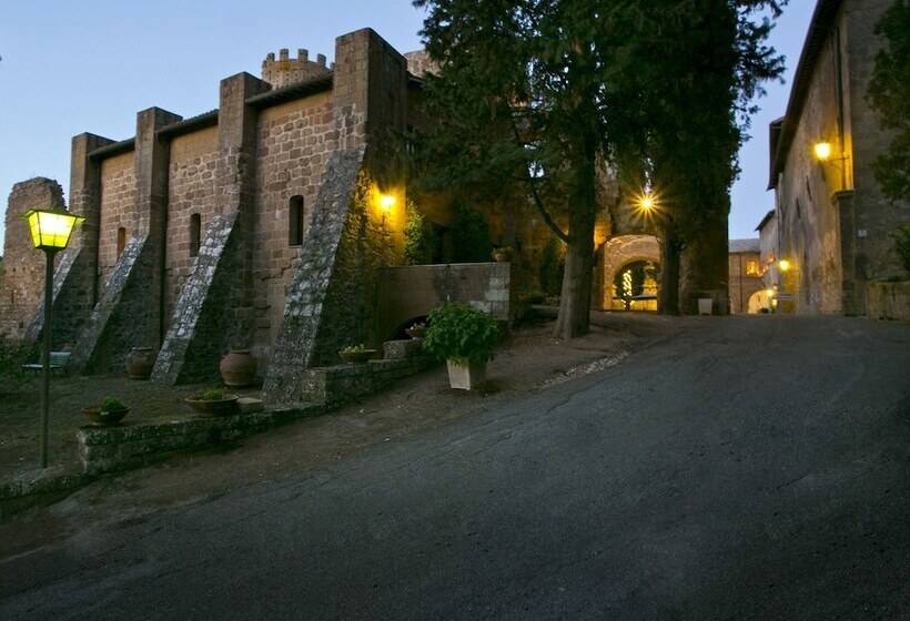 호텔 La Badia Di Orvieto