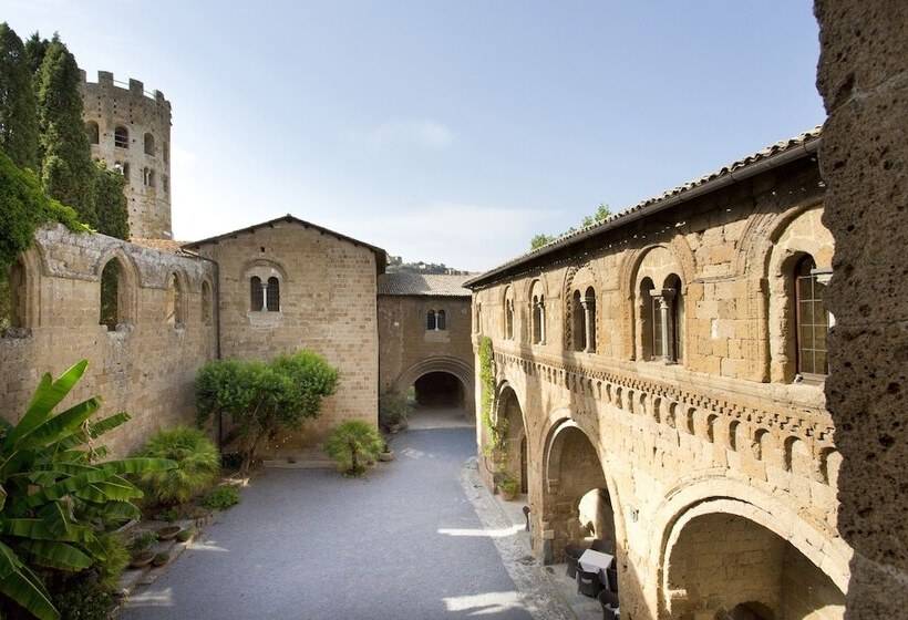 호텔 La Badia Di Orvieto