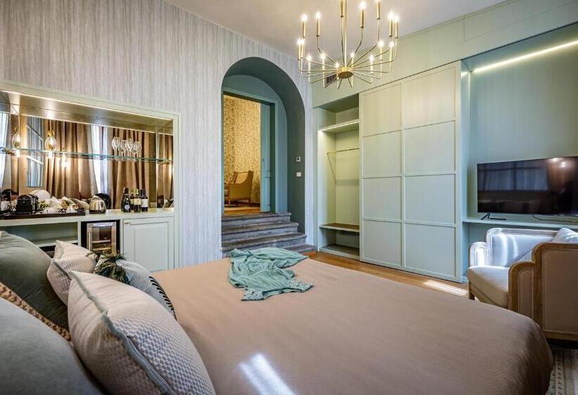 Fotos del hotel La Scaletta Al Ponte Vecchio:  7