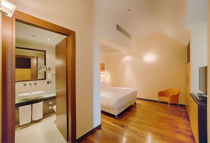 Fotos del hotel Nh Milano 2:  20