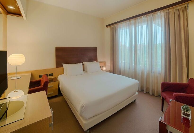 Fotos del hotel Nh Milano 2:  28