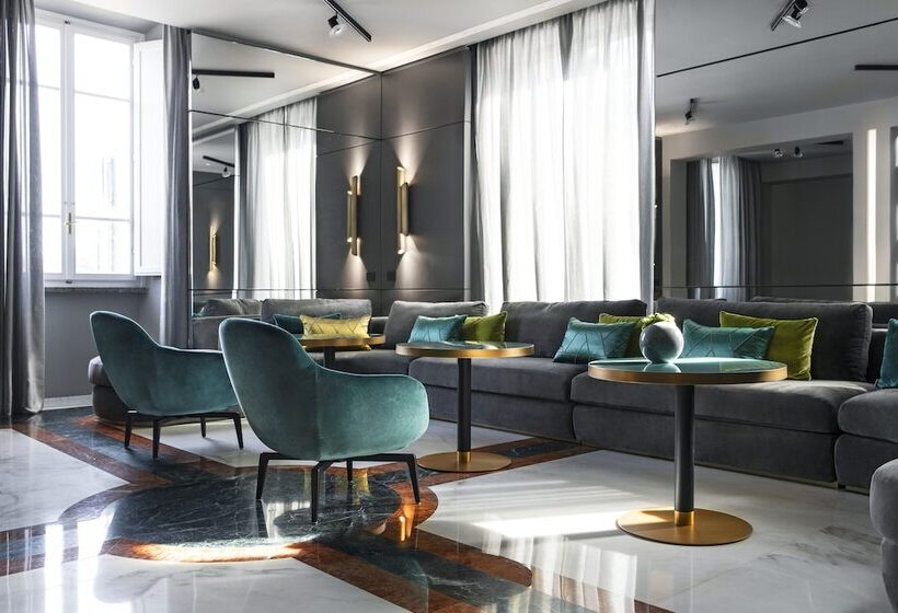 ホテル Plaza E De Russie  Relais & Chateaux