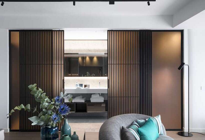 هتل Plaza E De Russie Relais & Chateaux