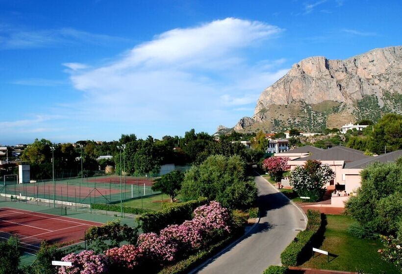 هتل Th Cinisi   Florio Park