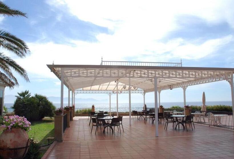 هتل Th Cinisi   Florio Park