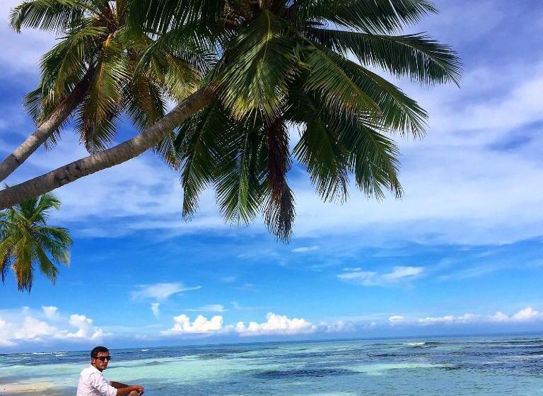 هتل Palm Garden