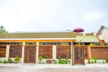 هتل South Ari Inn