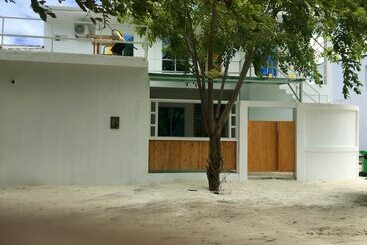 Moodhu Surf House
