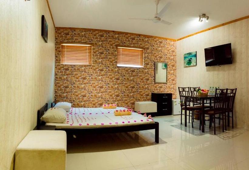 Pensió Dive Villa Thoddoo