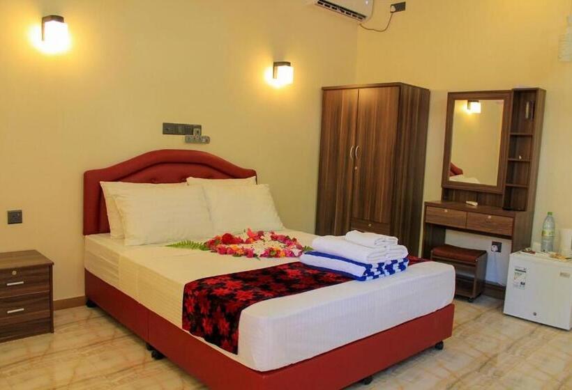 پانسیون Evila Inn   Thoddoo