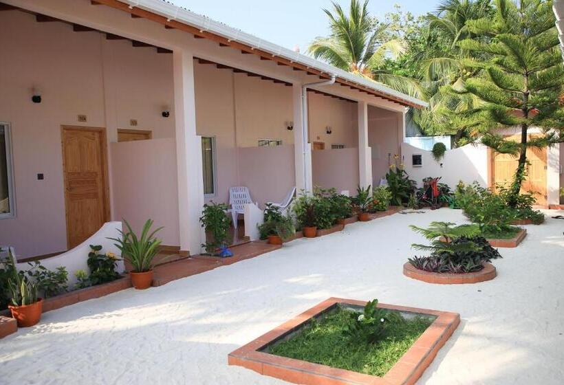 پانسیون Evila Inn   Thoddoo