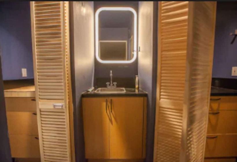 פונדק Podshare Venice