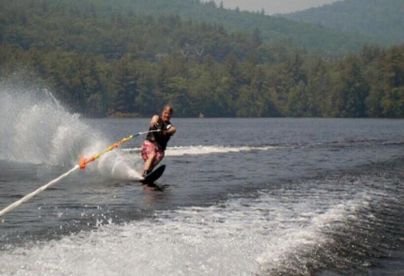 فندق Highland Lake Inn