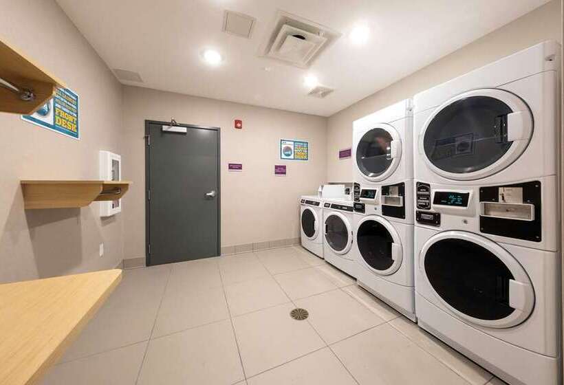 هتل Home2 Suites By Hilton Portland Hillsboro