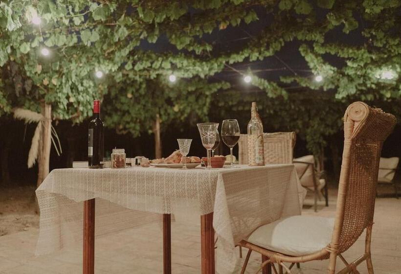 هتل Posada Finca Garciarena