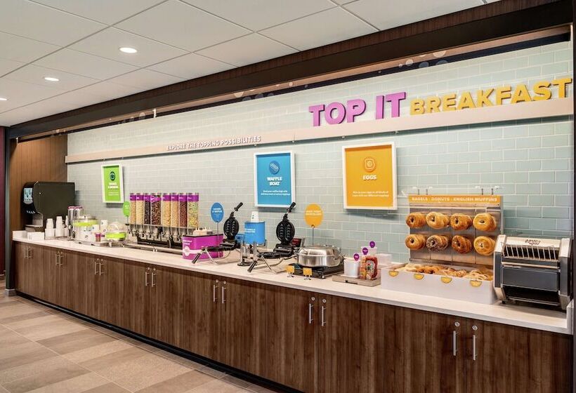 هتل Tru By Hilton Hershey Chocolate Avenue