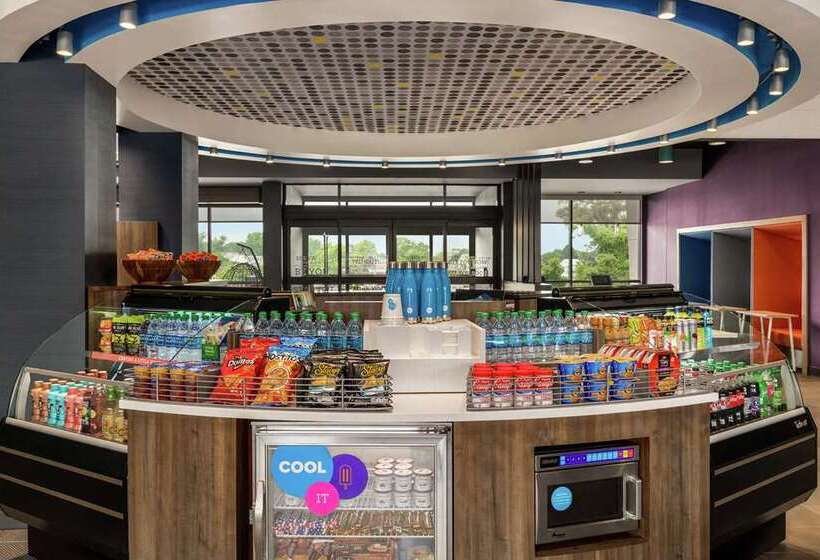 هتل Tru By Hilton Hershey Chocolate Avenue