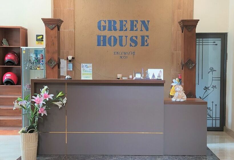 پانسیون Greenhouse Exclusive Tegalwaras