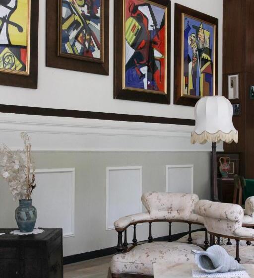 Art Hotel Pandos