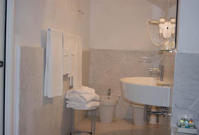 مبيت وإفطار Locanda Dell'angelo