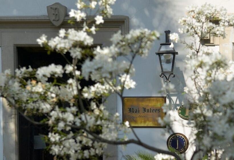هتل Locanda Dei Mai Intees