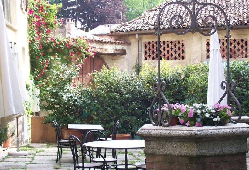 هتل Locanda Dei Mai Intees