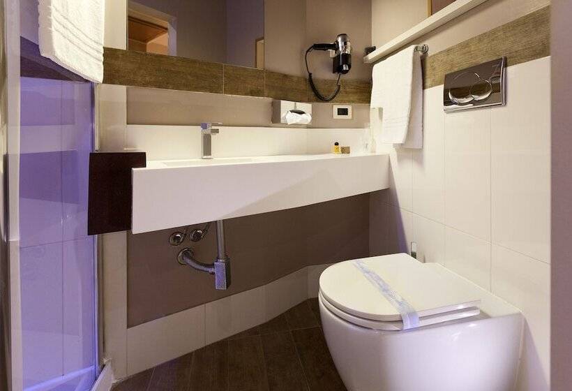 Fotos del hotel Mentana, By R Collection Hotels:  19