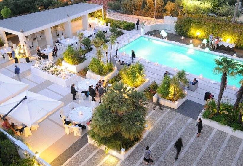 هتل Pineta Wellness & Spa