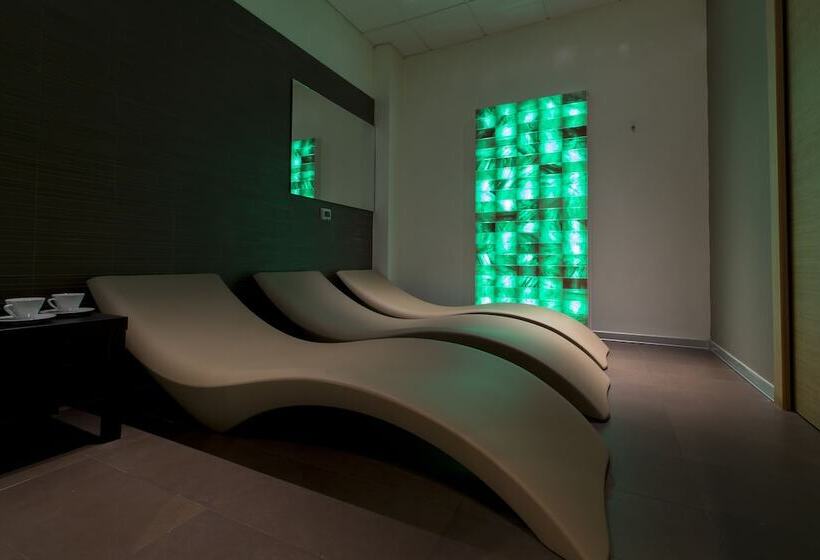 هتل Pineta Wellness & Spa