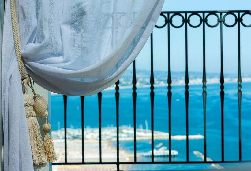 هتل Posillipo