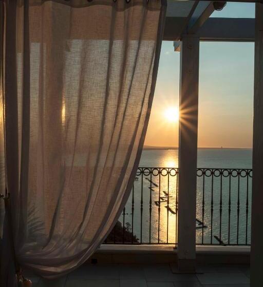 هتل Posillipo