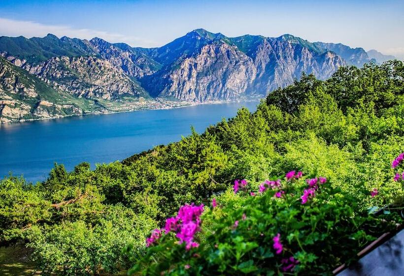هتل Querceto Wellness & Spa   Garda Lake Collection