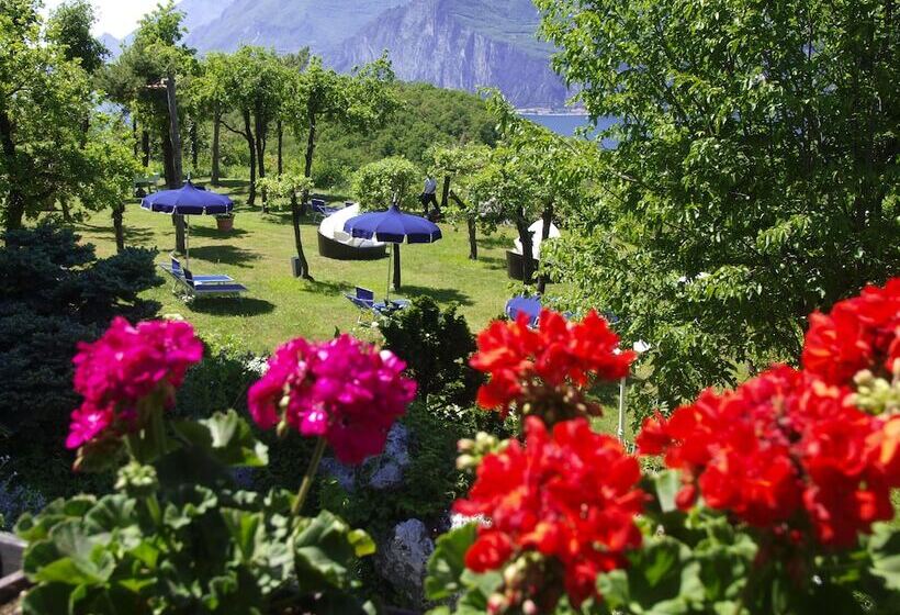 هتل Querceto Wellness & Spa   Garda Lake Collection