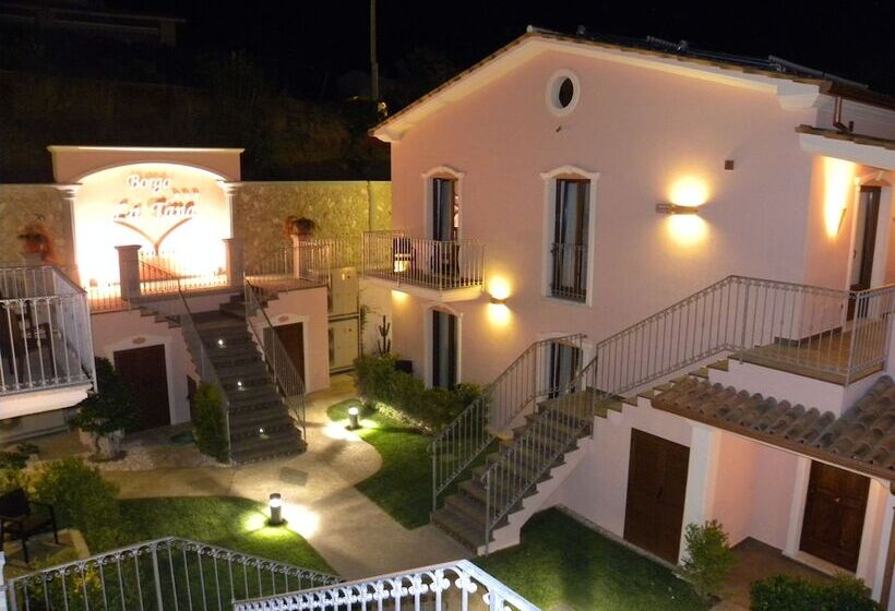 هتل Ristorante Borgo La Tana