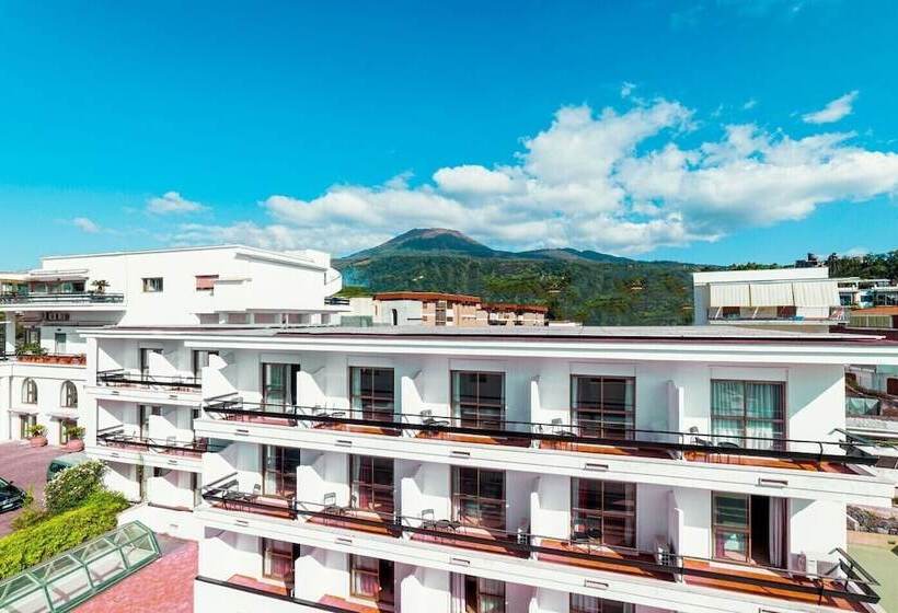 בית מלון כפרי Sakura