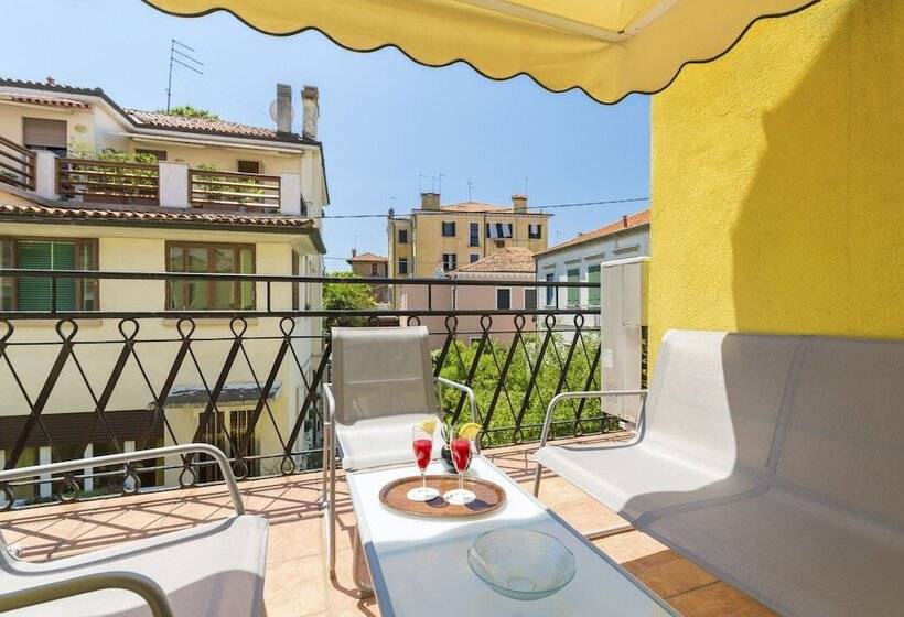 Fotos del hotel Villa Tiziana:  24