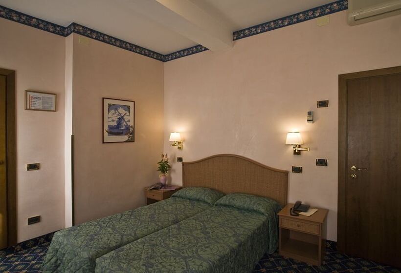Fotos del hotel Villa Tiziana:  16