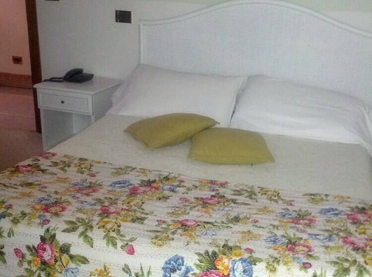 Fotos del hotel Villa Tiziana:  2