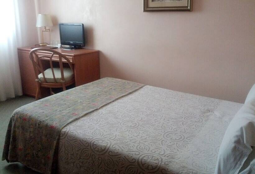 Fotos del hotel Villa Tiziana:  5