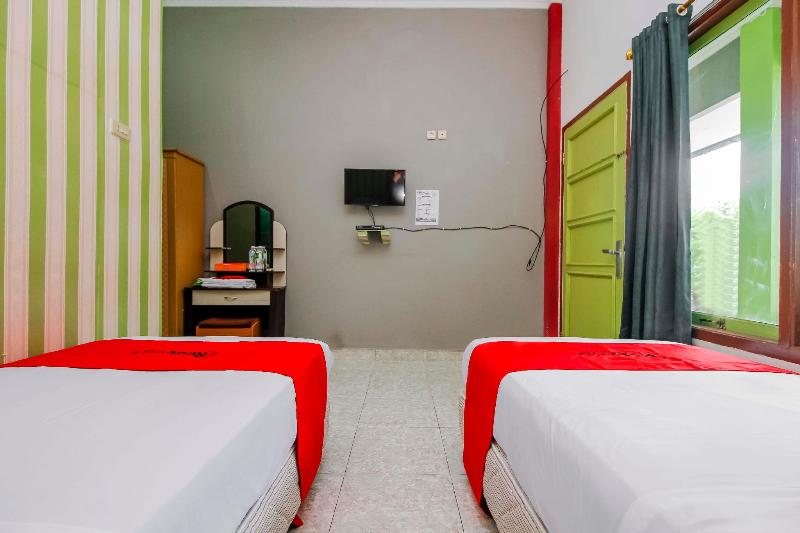 بنسيون Esbe Hotel By Reddoorz