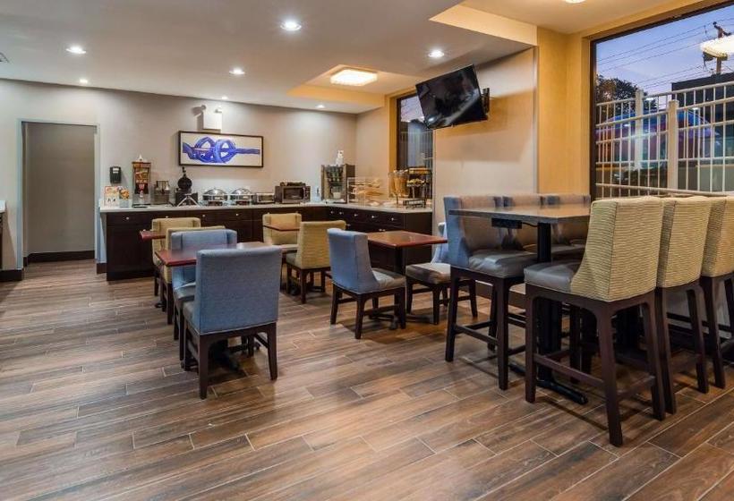Отель Best Western Far Rockaway/jfk Airport Area
