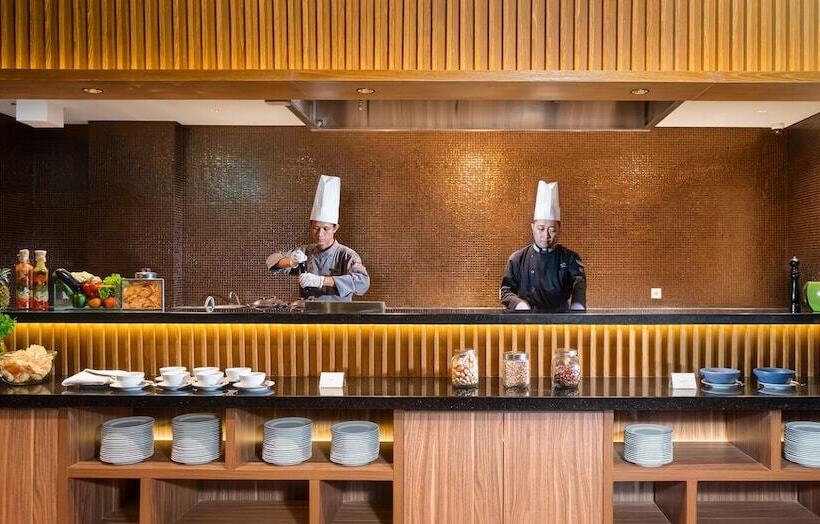 El Hotel Yogyakarta Malioboro