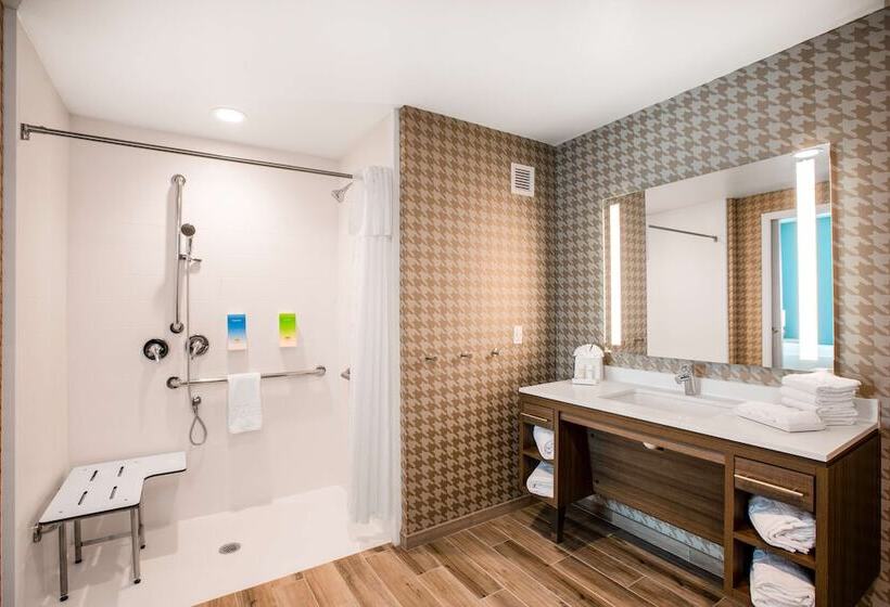 هتل Home2 Suites By Hilton Carlsbad