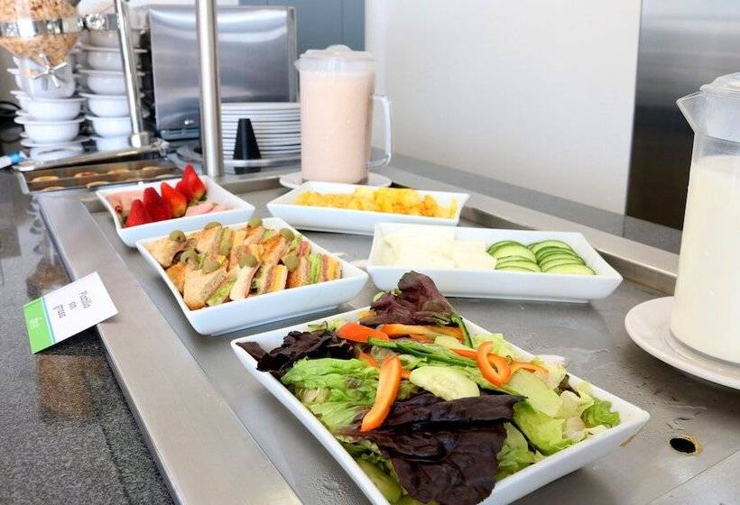 فندق Misión Express San Juan Del Río